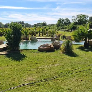 Des Cerisiers Jacuzzi Et Sauna Inclus Pour Tous Les Bed & Breakfast Avignone